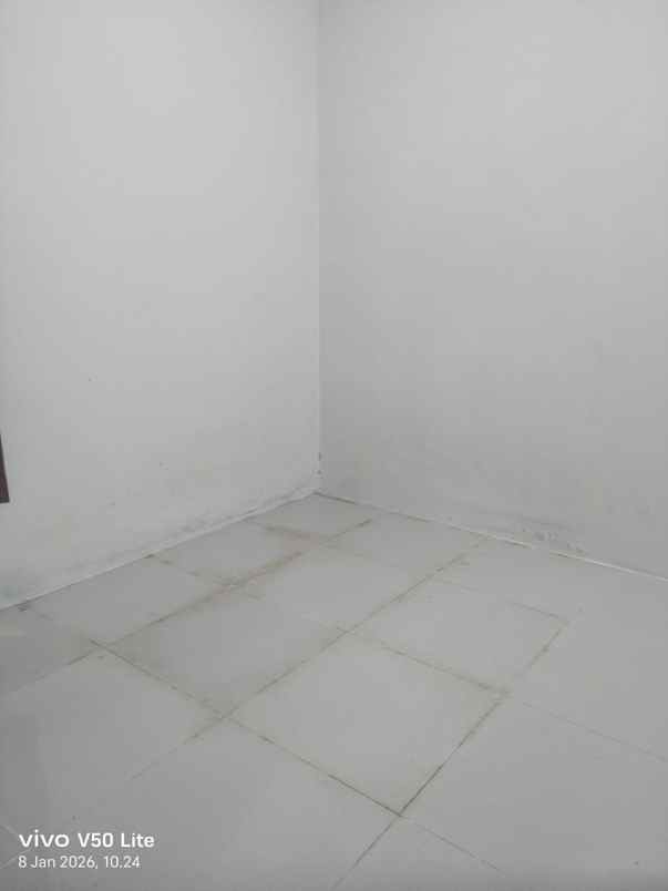 over kredit 65jt rumah dekat tol sawangan depok