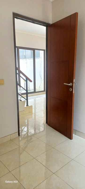 premier serenity 2 lantai uf agus