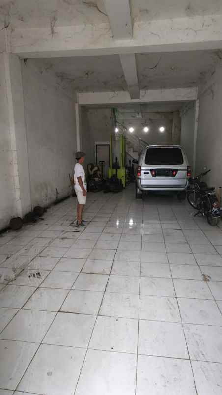 ruko 2 lantai atap dak 3 menit ke rs hermina