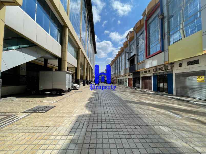 ruko 3 tingkat dijual di komplek yang lim plaza medan