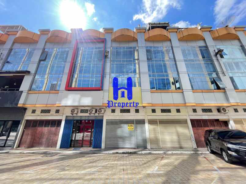 ruko 3 tingkat dijual di komplek yang lim plaza medan