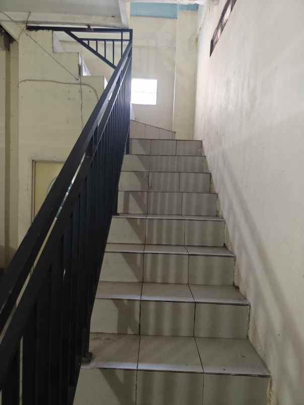 ruko rooftop lokasi strategis