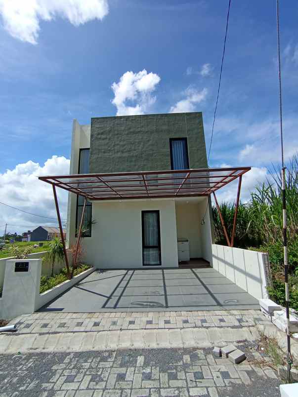 rumah 2 lantai cicilan mulai 2 jutaan dekat sukun