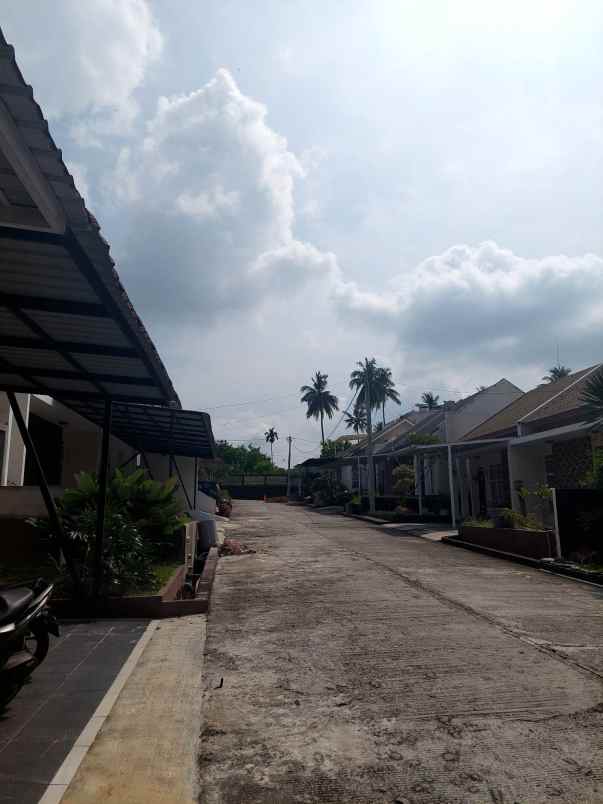 rumah 2 lantai cluster di jalan hangtuah pekanbaru