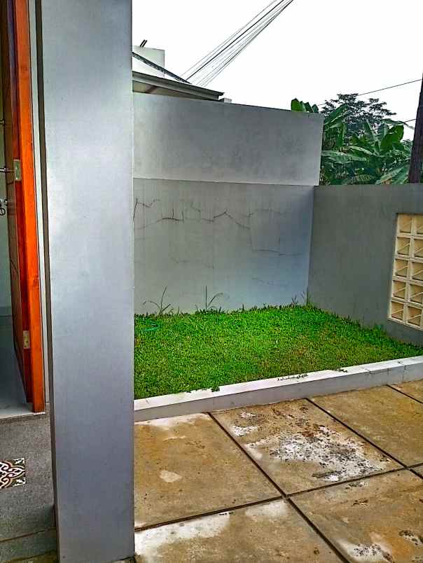 rumah 2 lantai dalam komplek arco bebas banjir