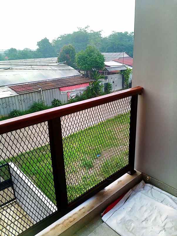 rumah 2 lantai dalam komplek arco bebas banjir