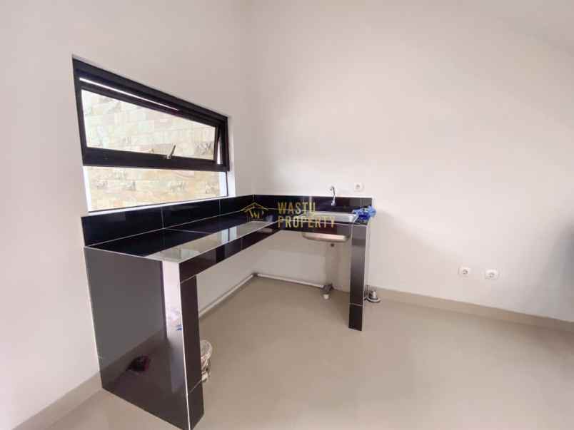 rumah 2 lantai siap huni dekat ke kampus ugm jogja