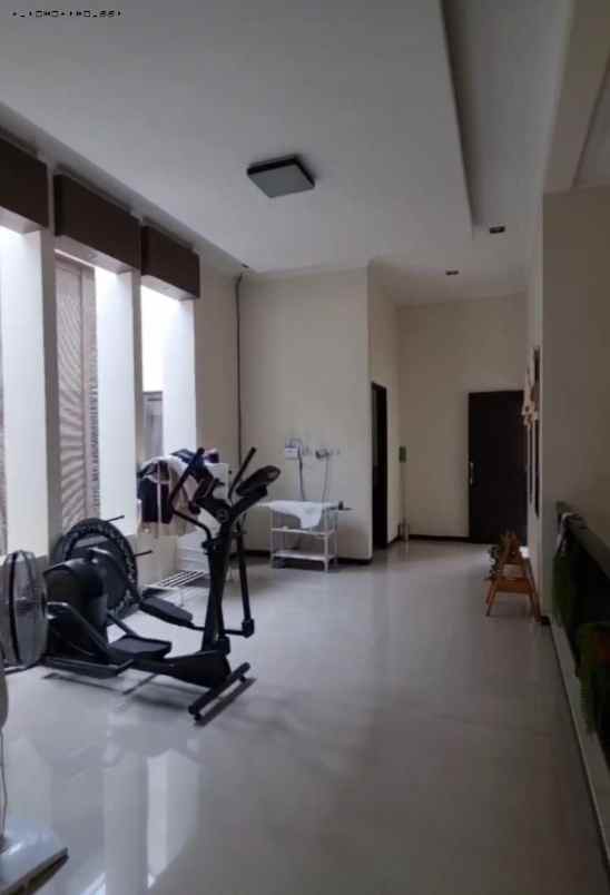rumah araya 2 minimalis strategis