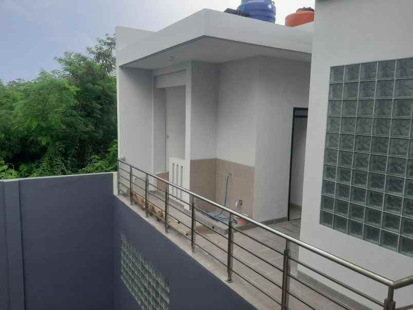 rumah asri dan nyaman di sayap buah batu bandung