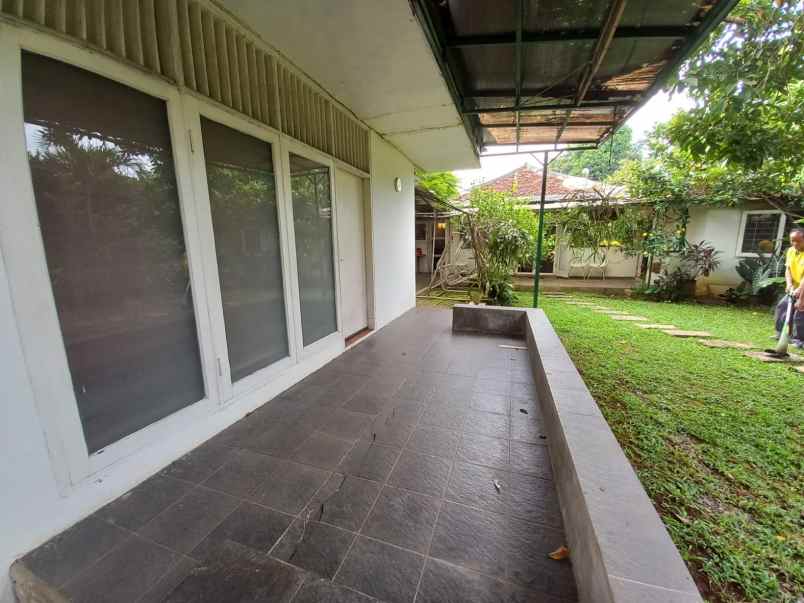 rumah asri luas pavilion jagakarsa jakarta