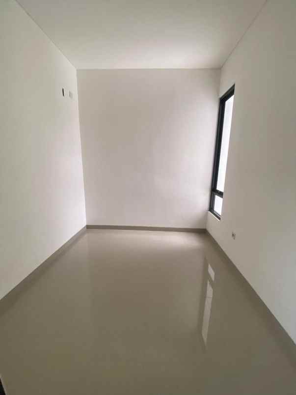 rumah baru 2 lt di pusat kota bogor dekat tol yasmin