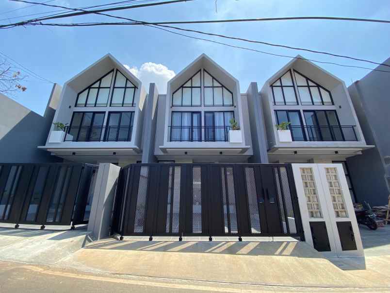 rumah baru non cluster di kramat jati jaktim