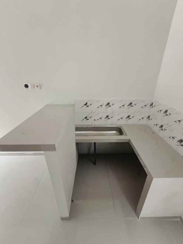 rumah baru ready siap huni