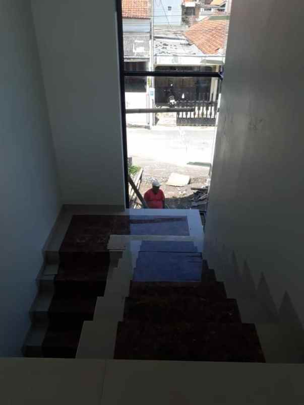 rumah baru sayap batununggal kembar buah batu bandung