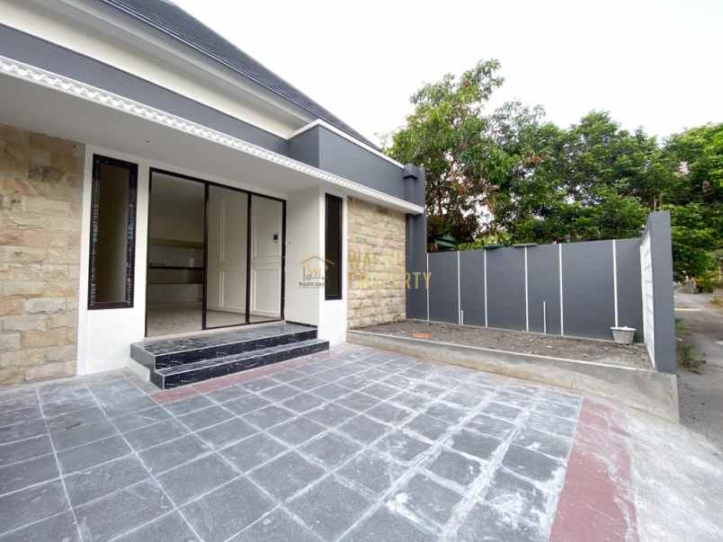 rumah baru strategis dekat uii dan wisata blue lagon