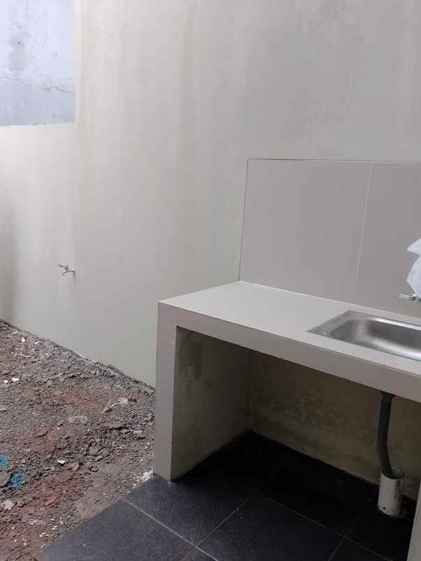 rumah bebas banjir dekat cibubur akses tol