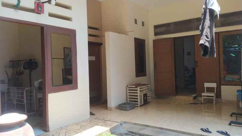 rumah besar 2 lantai telaga bodas karangrejo semarang