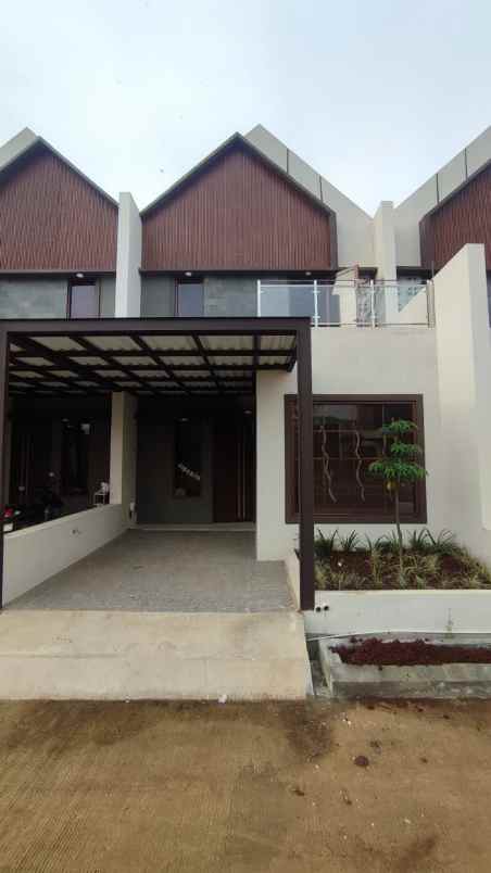 rumah cantik di cluster griya padma asri