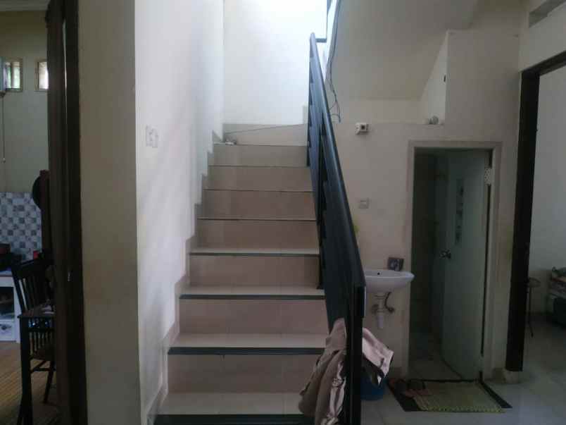 rumah cipayung depok