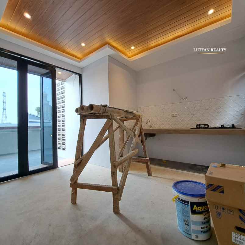 rumah condet jakarta timur 3 lantai dalam cluster