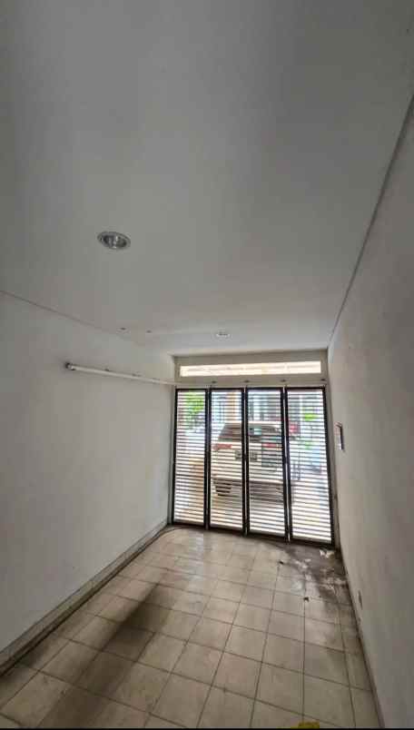 rumah dekat mall di cluster palm summarecon bekasi