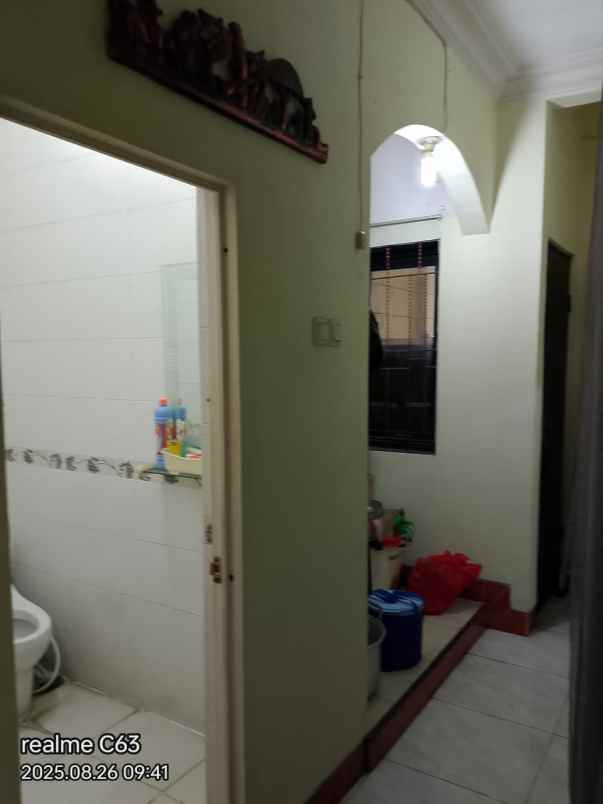 rumah di gunungsari indah ada rooftop