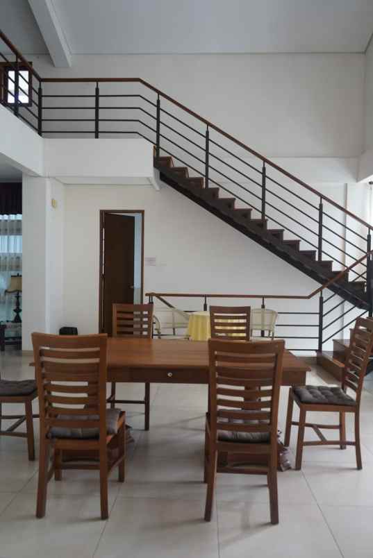 rumah di resort dago pakar