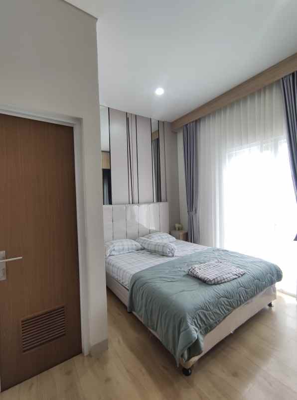 rumah dijual 2 lantai di pamulang tangerang selatan