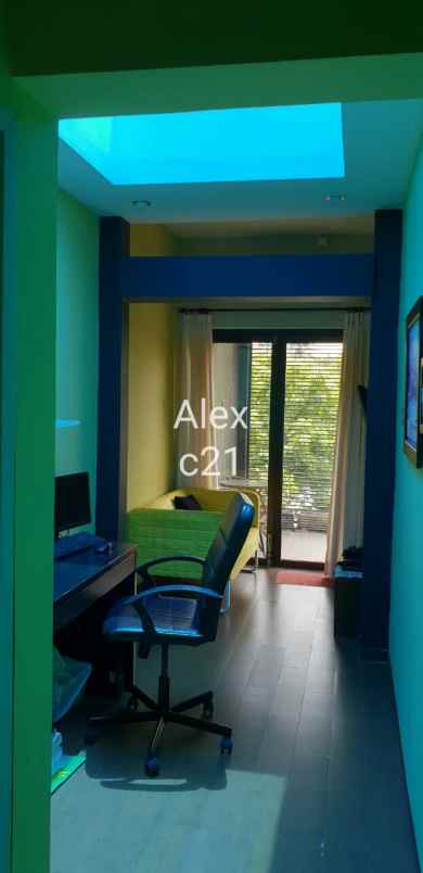 rumah dijual 2 lantai siap huni di graha raya