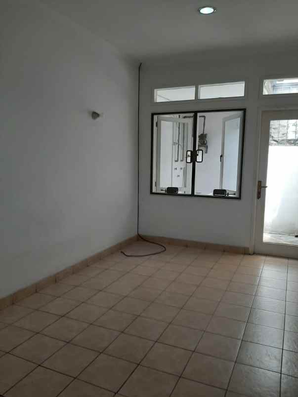 rumah gading nirwana