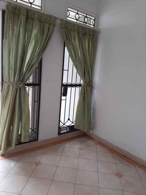 rumah gading nirwana