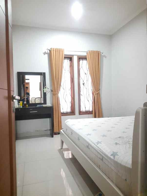 rumah gegerkalong dekat pondok hjau bandung