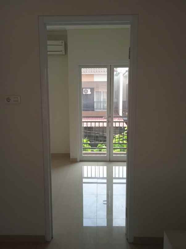 rumah gg rambutan jatimurni