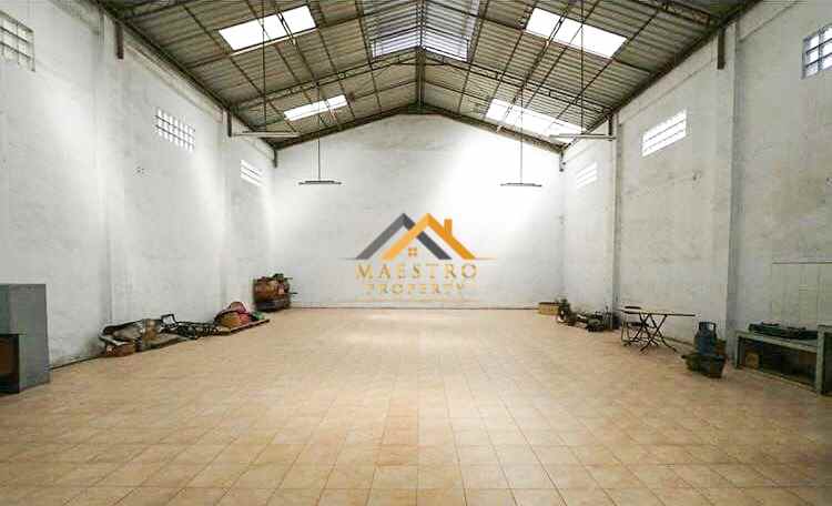 rumah gudang dijual cepat di jalan ketapang sekip