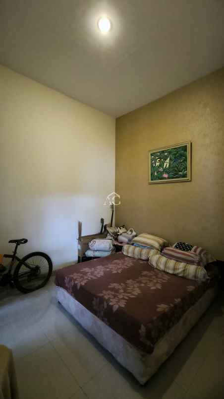 rumah hook di permata royal garden pakis malang