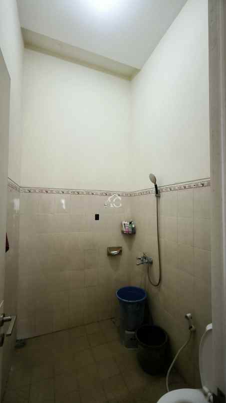 rumah hook di permata royal garden pakis malang