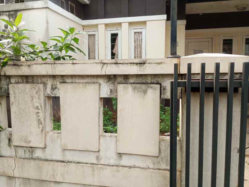 rumah jadul di bintaro jaya