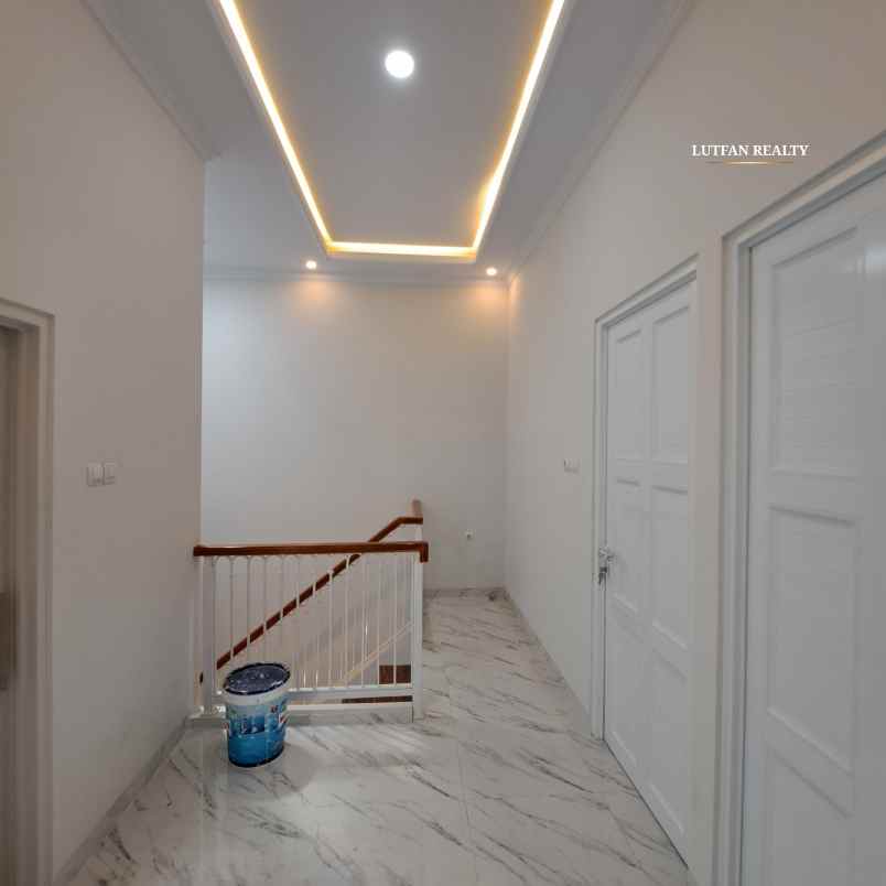 rumah jagakarsa dalam cluster dekat tol brigift