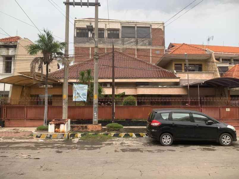 rumah jalan ketupa strategis langka