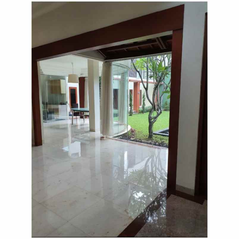 rumah jalan praja dalam