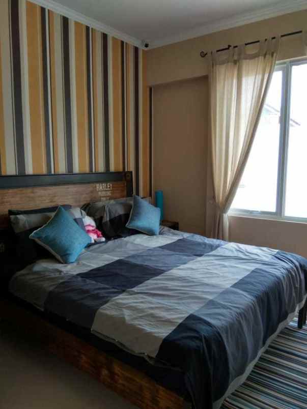 rumah jl cinere parkview raya