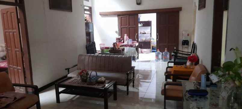 rumah jl kedungsroko strategis 10menit ke tp mall