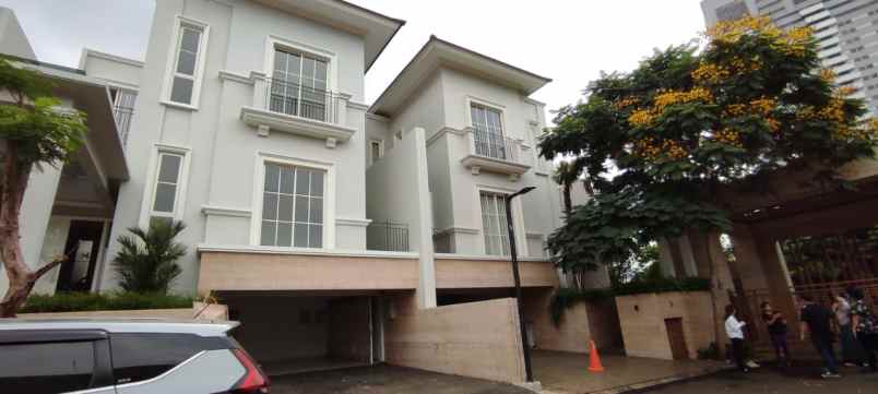 rumah jl lebak bulus 1