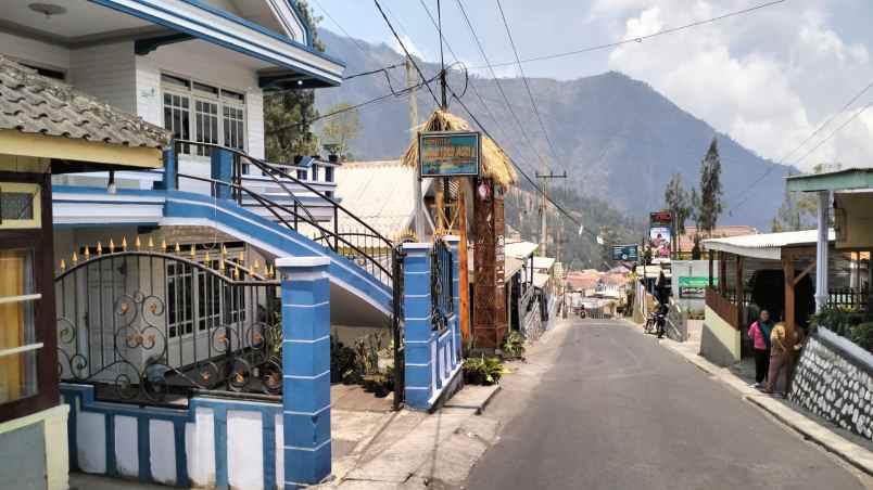 rumah jl raya bromo desa wonotoro