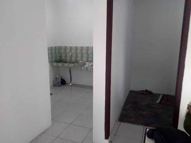 rumah jl raya jatimekar