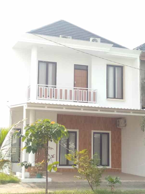 rumah jl raya kaliabang tengah