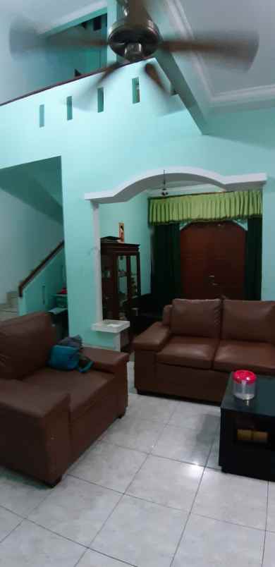 rumah kemang pratama 2 bekasi