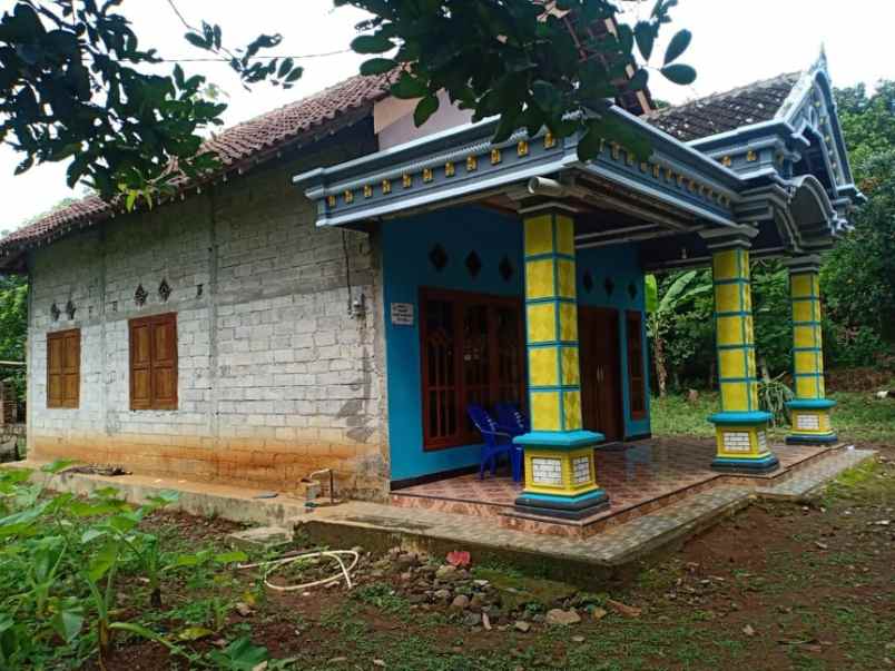 rumah kerjo karanganyar telp wa