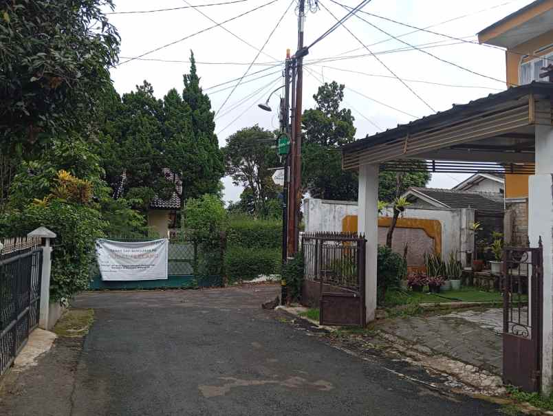 rumah komplek dipalaya ciwaruga 20 menit tol pasteur