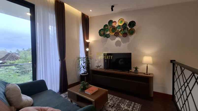 rumah kontemporer 2 lantai dekat sma n 2 ngaglik